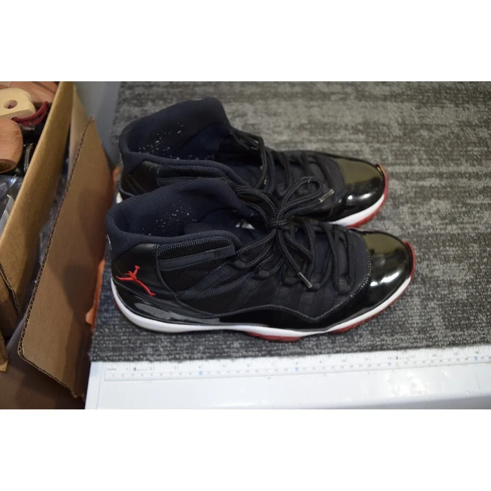 Nike 2012 Air Jordan 11 Retro Bred Patent 378037-010 MENS 12 NEED SOLES REGLUED
